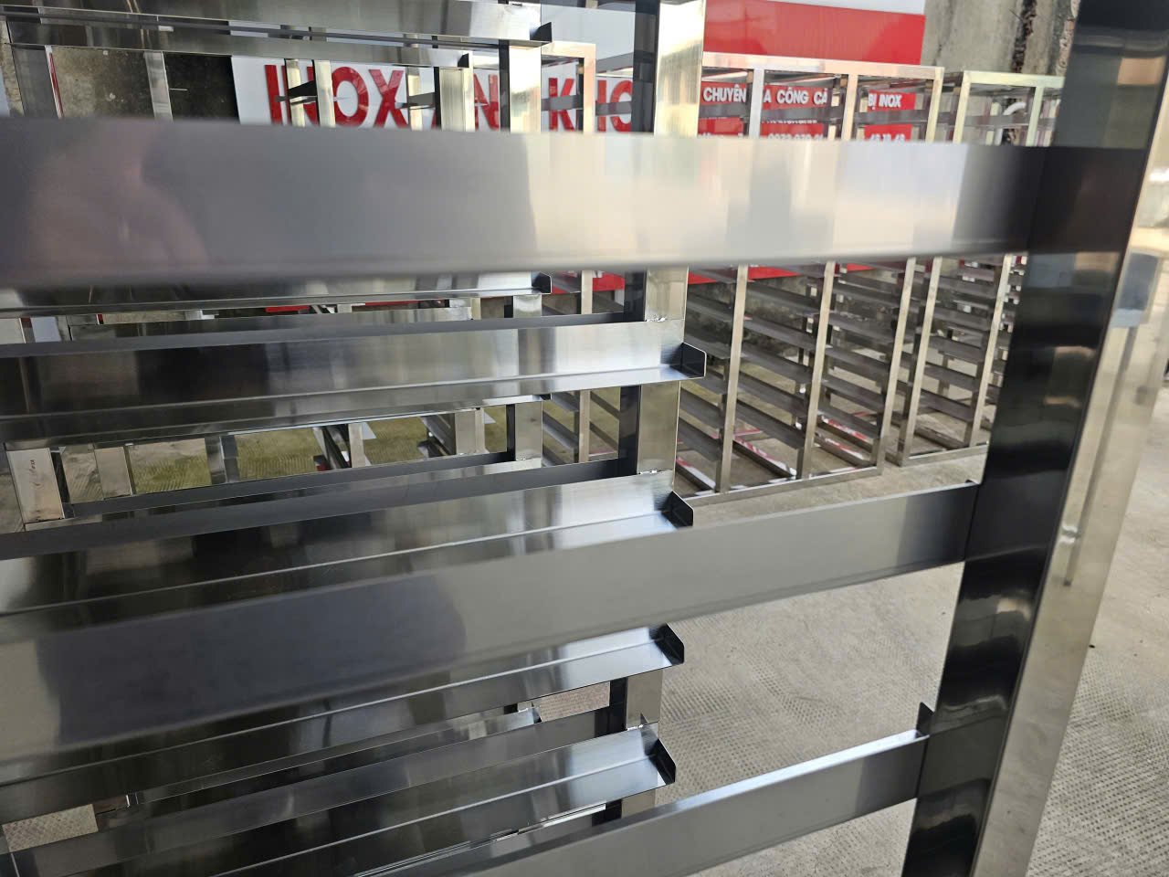 CÔNG TY TNHH SX TM INOX ANH KHÔI