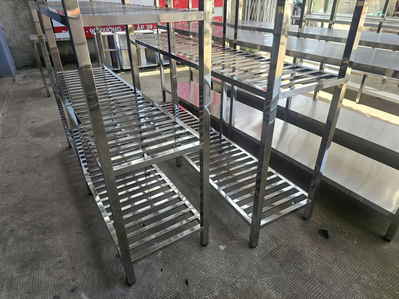 CÔNG TY TNHH SX TM INOX ANH KHÔI