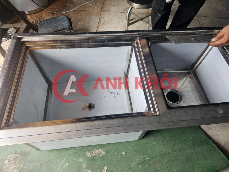 Thùng đá inox kèm chậu rửa