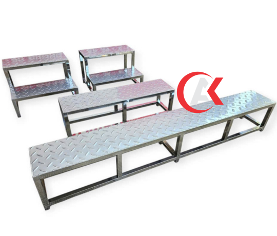 Gia Công Bục Inox 304 Có Gân Chống Trượt GC78